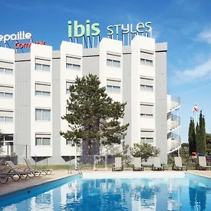 3* Hotel Ibis Styles Toulon Sur Mer