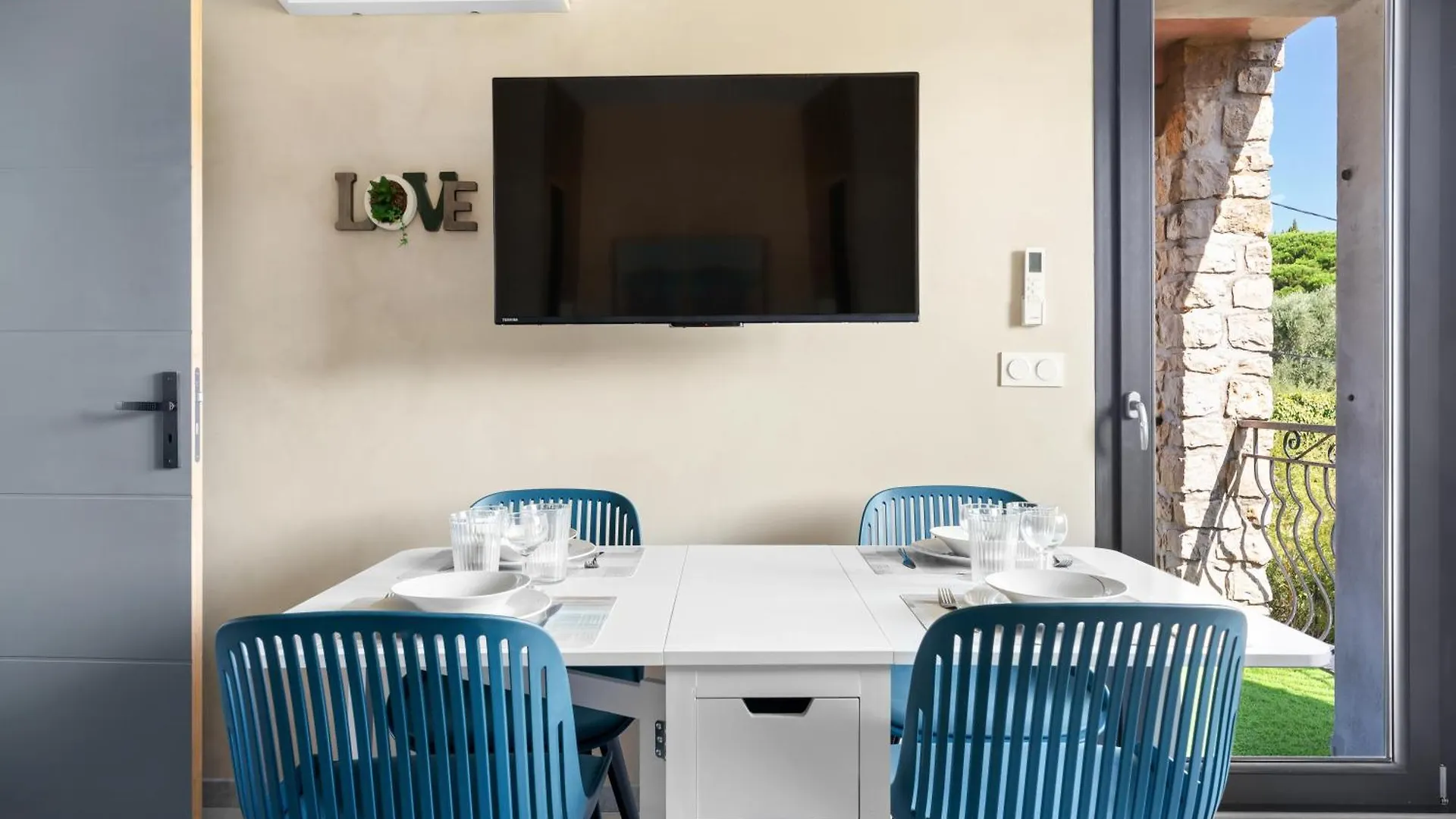 Reves Bleus, T2 Proche Plage Des Sablettes, Clim, Wifi, Place De Parking La Seyne-sur-Mer France
